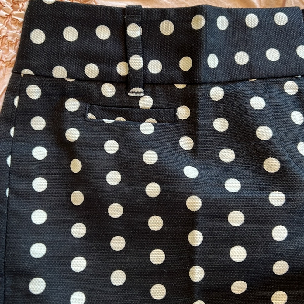 LOFT Black Polka Dot Shorts - Picture 6 of 16